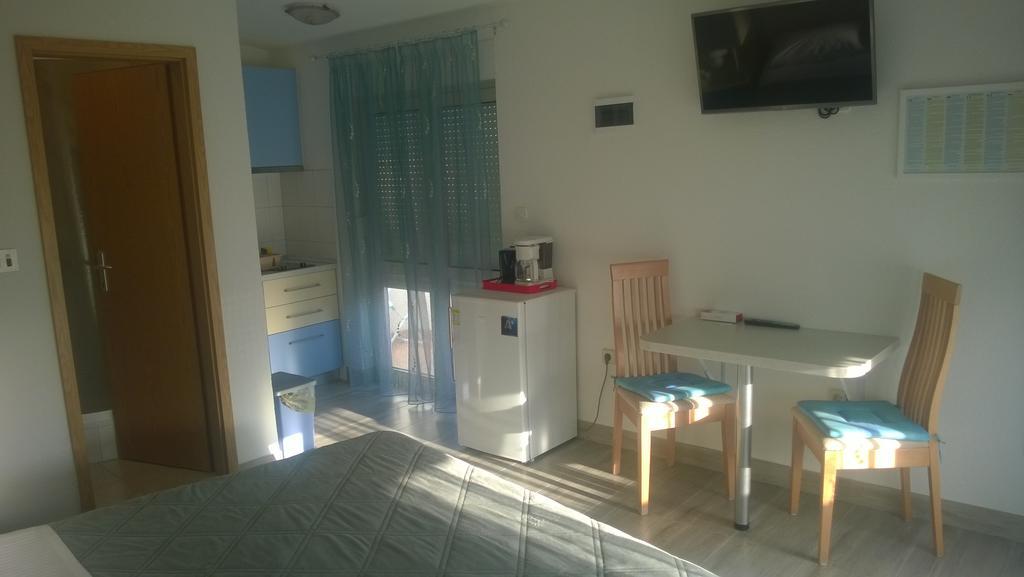 J&B Holiday House Hvar هفار المظهر الخارجي الصورة