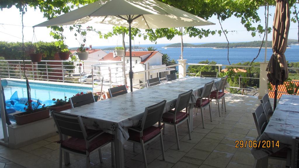 J&B Holiday House Hvar هفار المظهر الخارجي الصورة