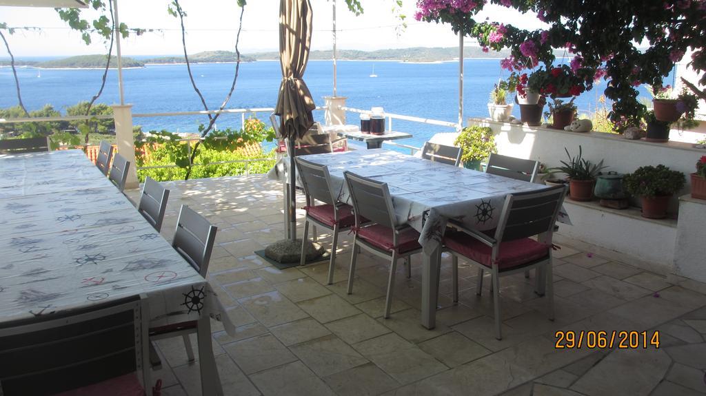 J&B Holiday House Hvar هفار المظهر الخارجي الصورة