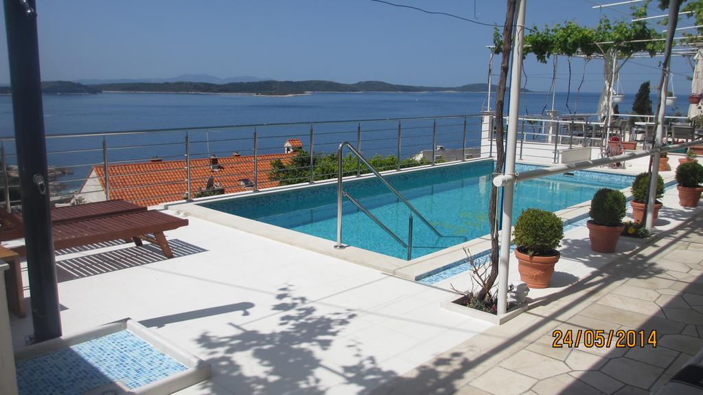 J&B Holiday House Hvar هفار المظهر الخارجي الصورة