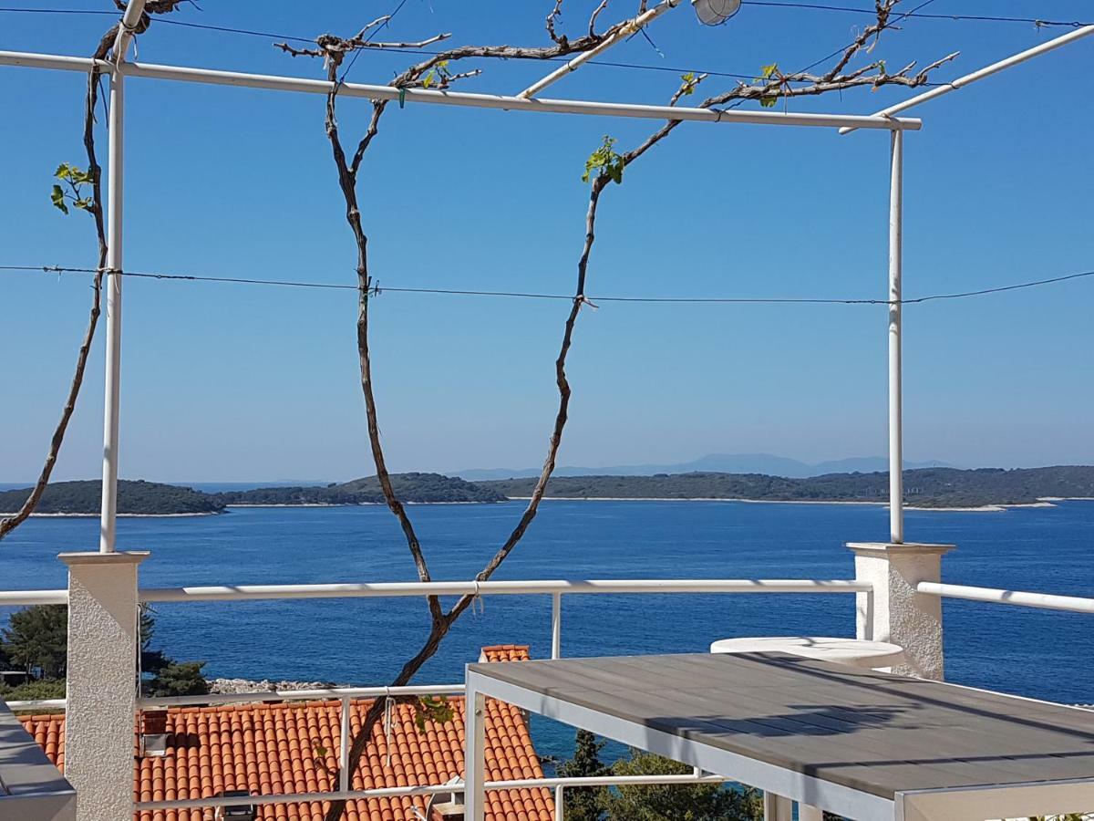 J&B Holiday House Hvar هفار المظهر الخارجي الصورة
